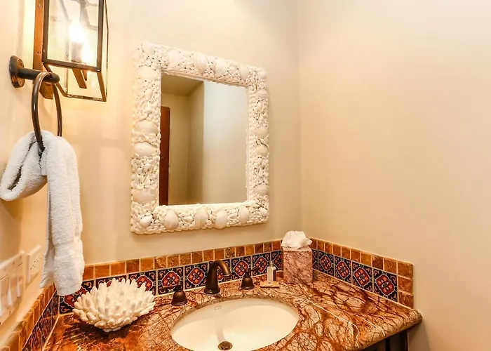 Apartment Luxury Beachfront Penthouse Hot Tub And Ocean Views *