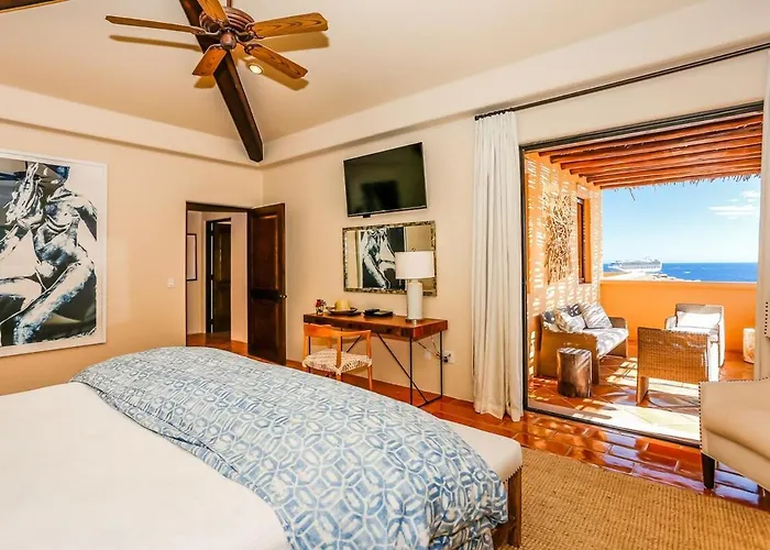 Luxury Beachfront Penthouse Hot Tub And Ocean Views Apartment