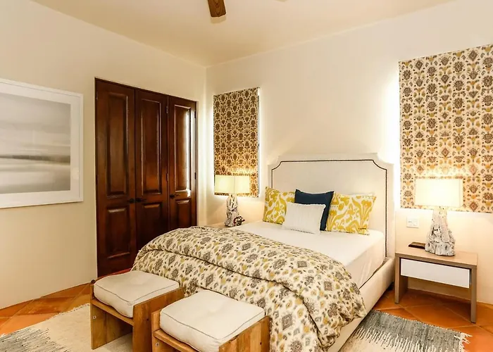 Luxury Beachfront Penthouse Hot Tub And Ocean Views * Cabo San Lucas