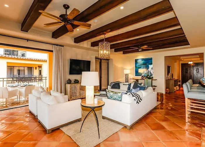 Luxury Beachfront Penthouse Hot Tub And Ocean Views Apartment