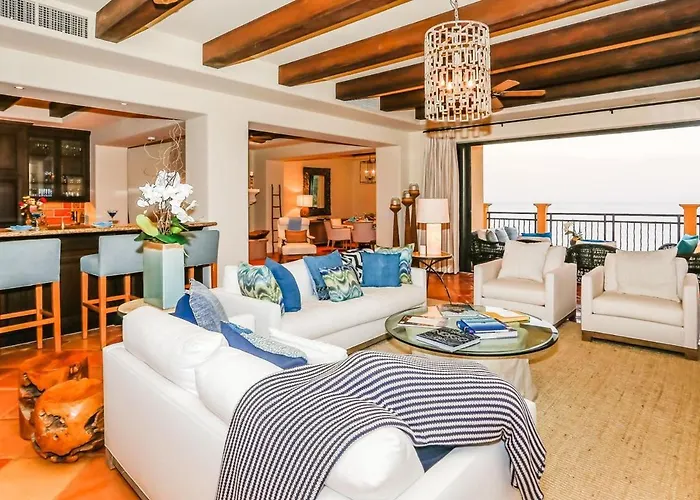 Apartment Luxury Beachfront Penthouse Hot Tub And Ocean Views
